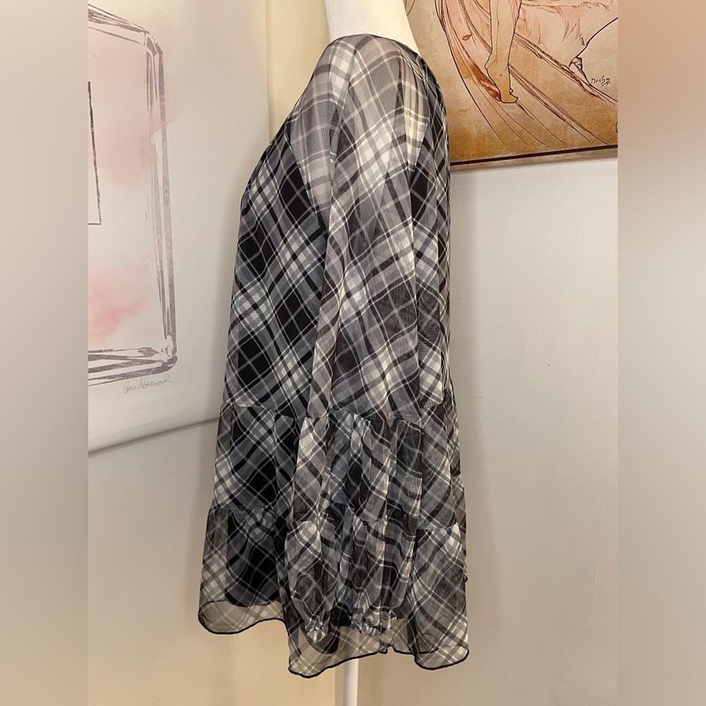Terra & Sky Mesh Tiered Peasant Blouse Plus Size 1X Black & White Plaid - Picture 7 of 14